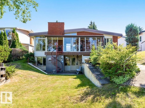 7404 Rowland Road, Edmonton, AB - Outdoor