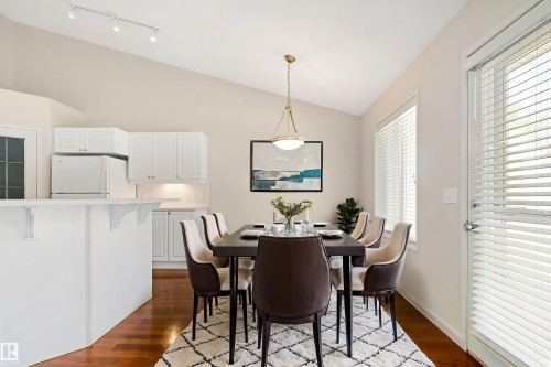 7 10848 8 Avenue, Edmonton, AB - Indoor Photo Showing Dining Room