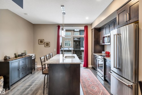 87 600 Bellerose Drive, St. Albert, AB - Indoor Photo Showing Kitchen With Stainless Steel Kitchen