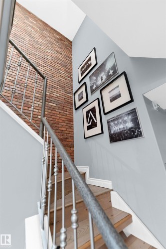 104 9804 101 Street, Edmonton, AB - Indoor Photo Showing Other Room