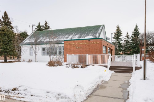 104 9804 101 Street, Edmonton, AB - Outdoor