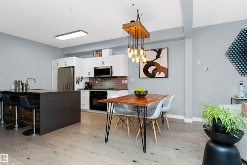 104 9804 101 Street, Edmonton, AB - Indoor Photo Showing Dining Room