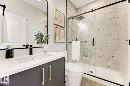 3514 45 Avenue, Beaumont, AB - Indoor Photo Showing Bathroom