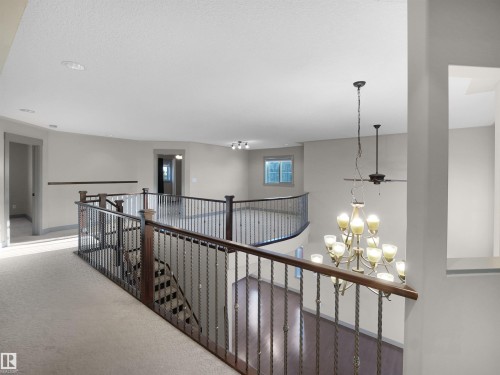 2435 Hagen Way, Edmonton, AB - Indoor Photo Showing Other Room