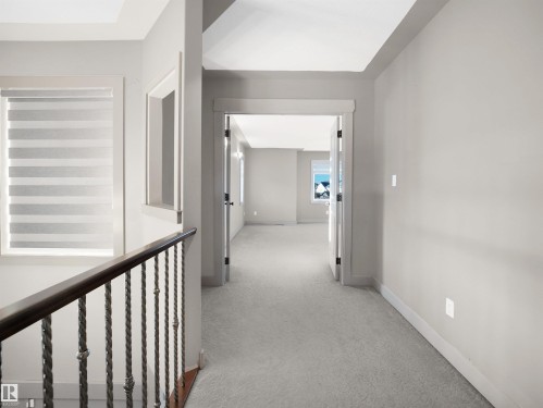 2435 Hagen Way, Edmonton, AB - Indoor Photo Showing Other Room