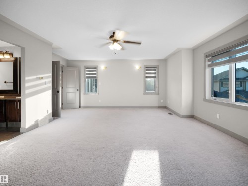 2435 Hagen Way, Edmonton, AB - Indoor Photo Showing Other Room