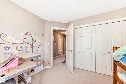 4908 213 Street Nw, Edmonton, AB - Indoor