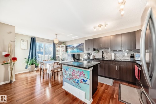 4908 213 Street Nw, Edmonton, AB - Indoor Photo Showing Kitchen