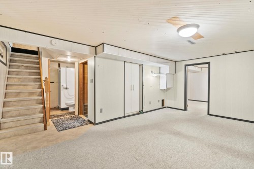 11819 59 Street, Edmonton, AB - Indoor Photo Showing Other Room