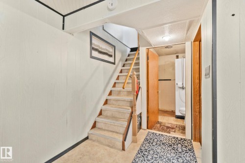 11819 59 Street, Edmonton, AB - Indoor Photo Showing Other Room