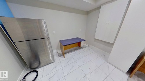 9876 206 Street, Edmonton, AB - Indoor Photo Showing Other Room