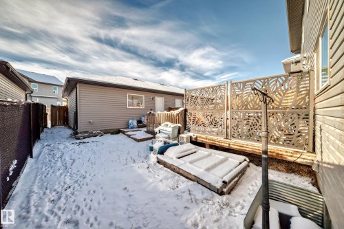 671 Lewis Green Drive, Edmonton, AB - Outdoor With Exterior