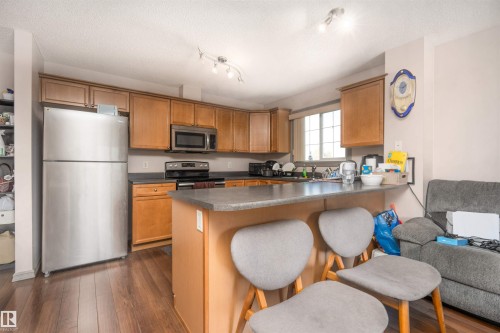 319 4407 23 Street, Edmonton, AB - Indoor Photo Showing Kitchen