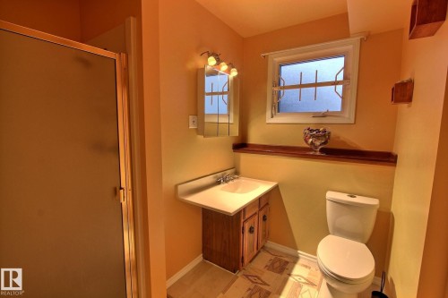 14608 29A Street, Edmonton, AB - Indoor Photo Showing Bathroom