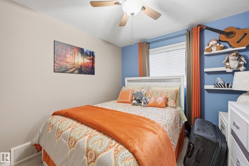 12410 171A Avenue, Edmonton, AB - Indoor Photo Showing Bedroom