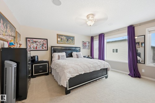 12410 171A Avenue, Edmonton, AB - Indoor Photo Showing Bedroom