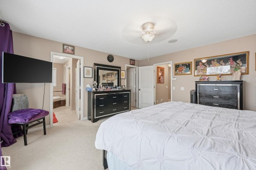 12410 171A Avenue, Edmonton, AB - Indoor Photo Showing Bedroom