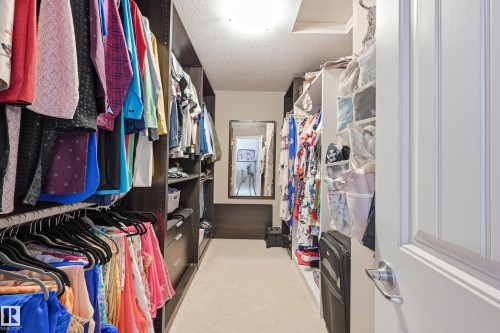 12410 171A Avenue, Edmonton, AB - Indoor With Storage