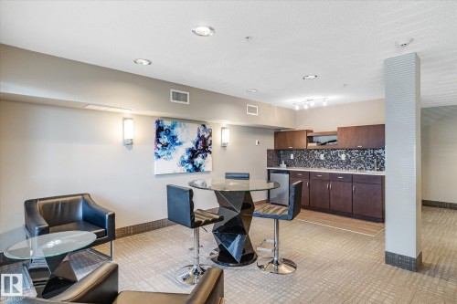 316 4008 Savaryn Drive, Edmonton, AB - Indoor