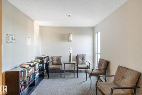 316 4008 Savaryn Drive, Edmonton, AB - Indoor