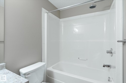 316 4008 Savaryn Drive, Edmonton, AB - Indoor Photo Showing Bathroom