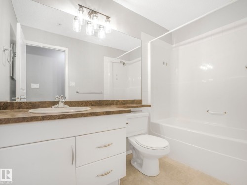 332 16035 132 Street, Edmonton, AB - Indoor Photo Showing Bathroom