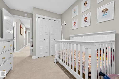 1318 Siskin Wynd, Edmonton, AB - Indoor Photo Showing Bedroom