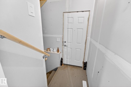 1318 Siskin Wynd, Edmonton, AB - Indoor Photo Showing Other Room