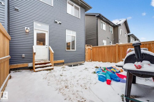 1318 Siskin Wynd, Edmonton, AB - Outdoor With Exterior