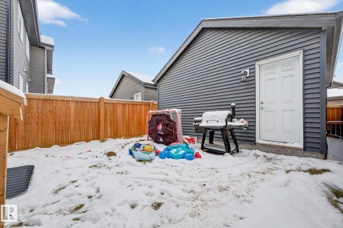 1318 Siskin Wynd, Edmonton, AB - Outdoor