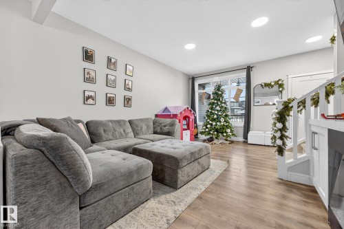 1318 Siskin Wynd, Edmonton, AB - Indoor Photo Showing Living Room With Fireplace