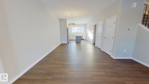1023 Aster Boulevard, Edmonton, AB - Indoor Photo Showing Other Room