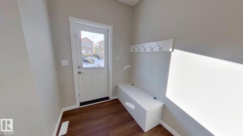 1023 Aster Boulevard, Edmonton, AB - Indoor Photo Showing Other Room