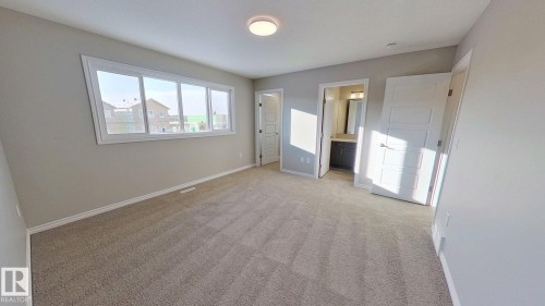 1023 Aster Boulevard, Edmonton, AB - Indoor Photo Showing Other Room