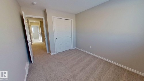 1023 Aster Boulevard, Edmonton, AB - Indoor Photo Showing Other Room
