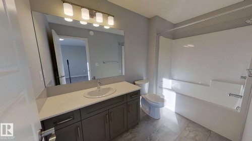 1023 Aster Boulevard, Edmonton, AB - Indoor Photo Showing Bathroom