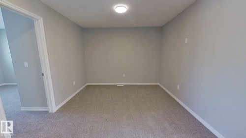 1023 Aster Boulevard, Edmonton, AB - Indoor Photo Showing Other Room