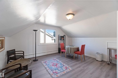 11022 110 Avenue, Edmonton, AB - Indoor