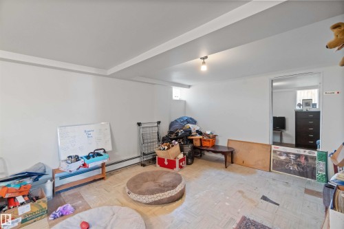 11022 110 Avenue, Edmonton, AB - Indoor