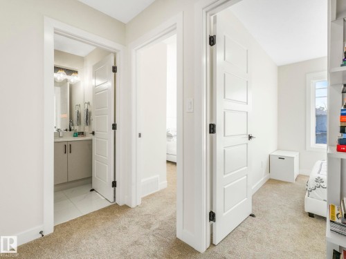 3063 200 Street, Edmonton, AB - Indoor Photo Showing Other Room