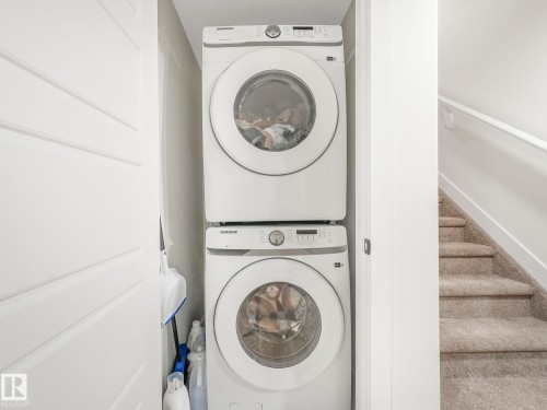 3063 200 Street, Edmonton, AB - Indoor Photo Showing Laundry Room