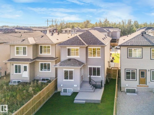 3063 200 Street, Edmonton, AB - Outdoor