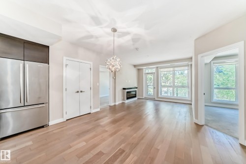 205 11710 87 Avenue, Edmonton, AB - Indoor