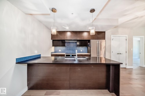 205 11710 87 Avenue, Edmonton, AB - Indoor Photo Showing Kitchen