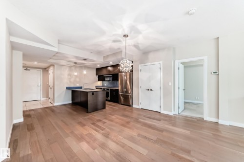 205 11710 87 Avenue, Edmonton, AB - Indoor Photo Showing Kitchen