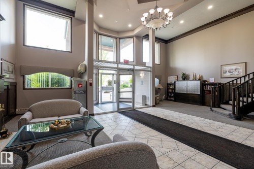 500 182 Haddow Close, Edmonton, AB - Indoor Photo Showing Other Room