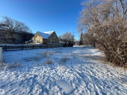 11646 82 Street  Edmonton, AB T5B 2V8