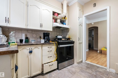 10833 109 Street, Edmonton, AB - Indoor Photo Showing Kitchen