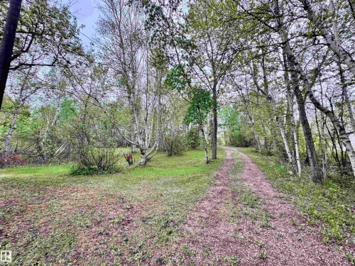131 Sandy Beach Avenue, Rural Two Hills County, AB 
