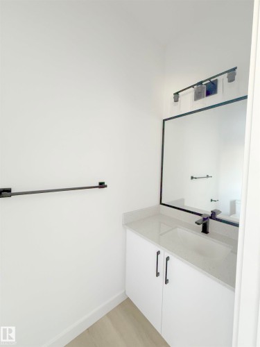 12514/16 114 Avenue, Edmonton, AB - Indoor